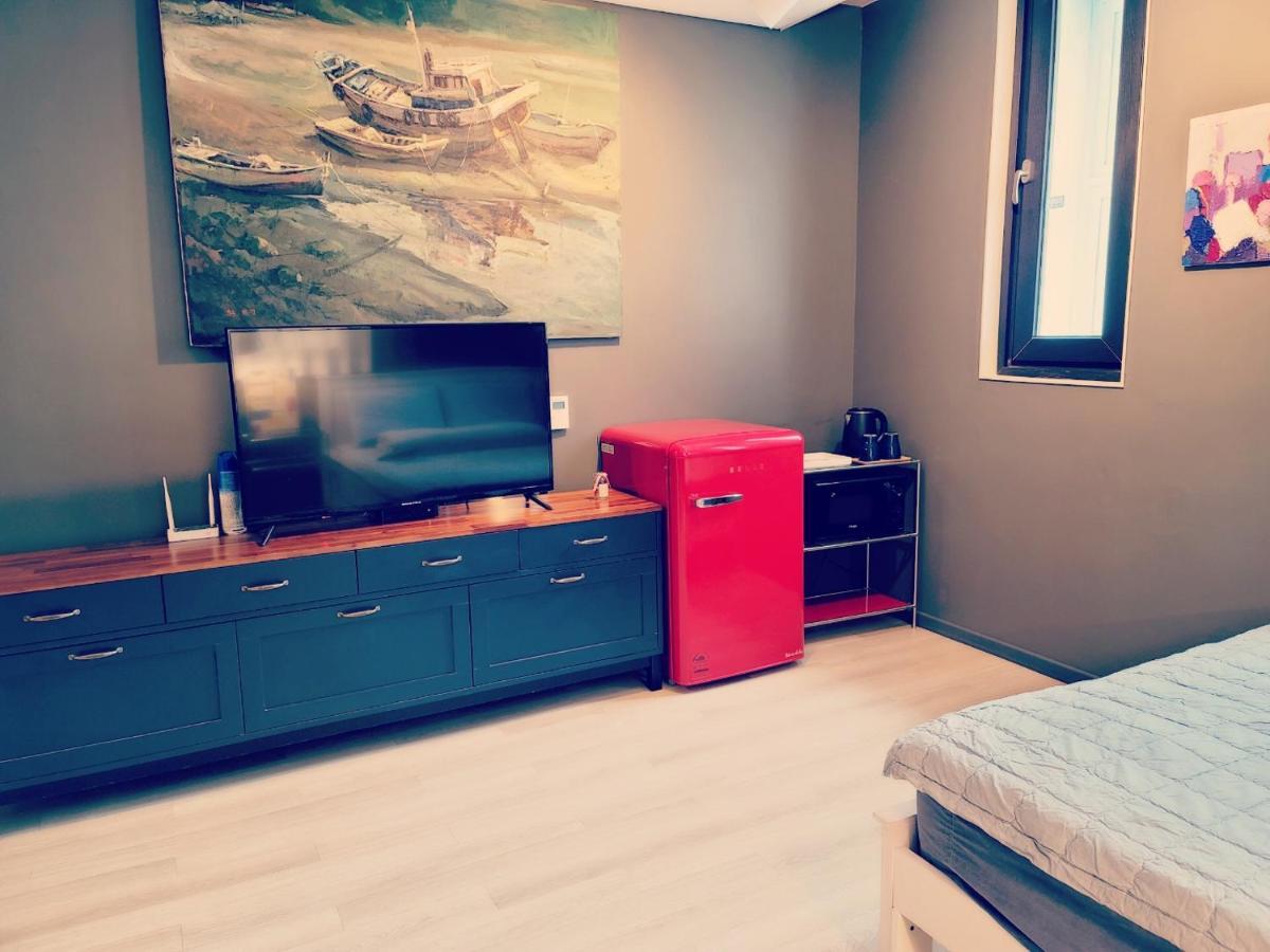 Picasso Guesthouse Mokpo Bagian luar foto