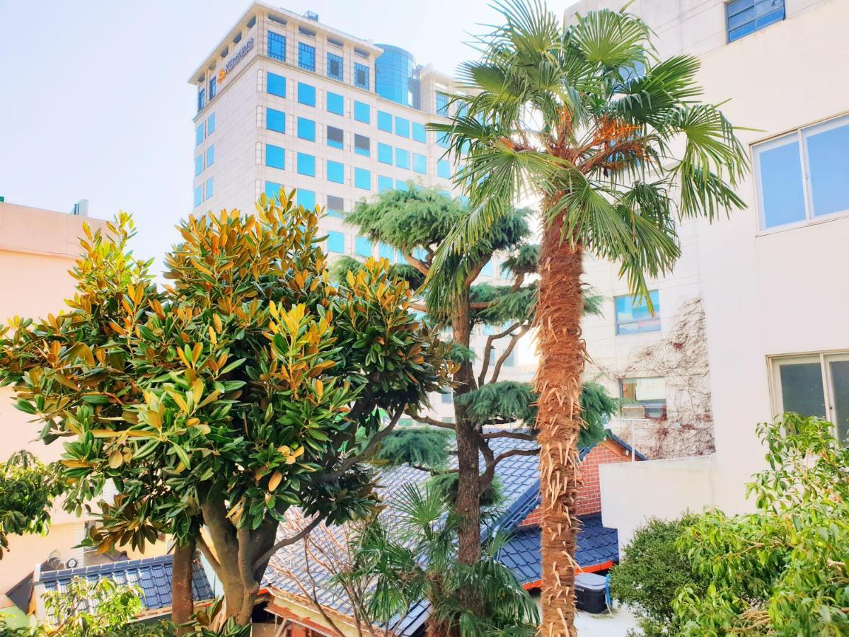 Picasso Guesthouse Mokpo Bagian luar foto